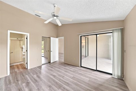 Condo in Sarasota, Florida, 2 bedrooms  № 2149881 - photo 22