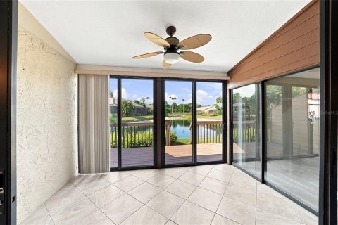 Condo in Sarasota, Florida, 2 bedrooms  № 2149881 - photo 20