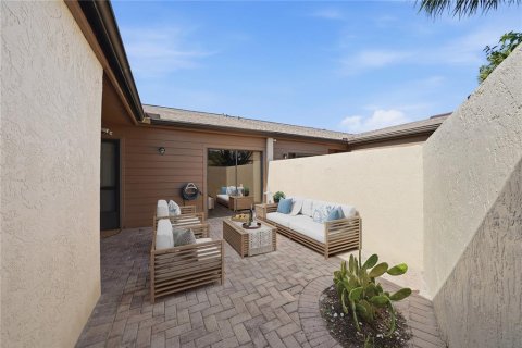 Condo in Sarasota, Florida, 2 bedrooms  № 2149881 - photo 5
