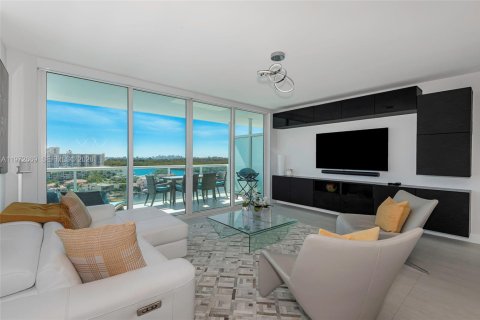 Condominio en venta en Sunny Isles Beach, Florida, 3 dormitorios, 156.73 m2 № 2032972 - foto 6