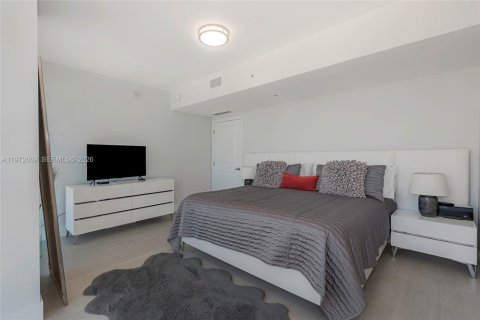 Condominio en venta en Sunny Isles Beach, Florida, 3 dormitorios, 156.73 m2 № 2032972 - foto 24