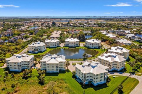 Condominio en venta en Bradenton, Florida, 3 dormitorios, 172.24 m2 № 2094545 - foto 5