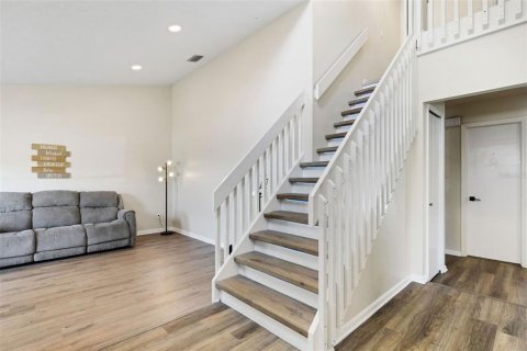 Villa ou maison à vendre à Valrico, Floride: 4 chambres, 220.55 m2 № 2318755 - photo 6