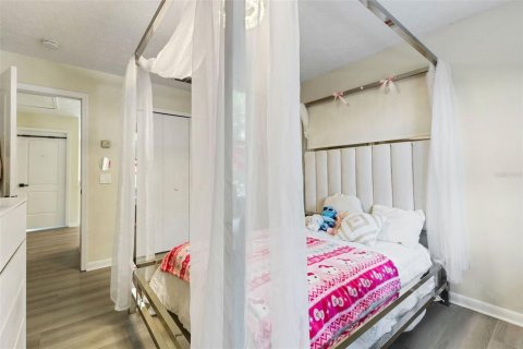 Villa ou maison à vendre à Valrico, Floride: 4 chambres, 220.55 m2 № 2318755 - photo 10