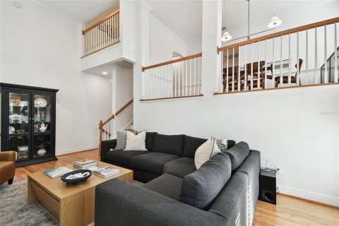 Touwnhouse à vendre à Tampa, Floride: 3 chambres, 179.3 m2 № 2406929 - photo 12
