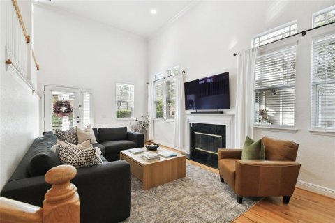 Touwnhouse à vendre à Tampa, Floride: 3 chambres, 179.3 m2 № 2406929 - photo 8