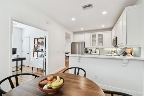 Touwnhouse à vendre à Tampa, Floride: 3 chambres, 179.3 m2 № 2406929 - photo 26
