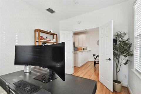 Touwnhouse à vendre à Tampa, Floride: 3 chambres, 179.3 m2 № 2406929 - photo 28