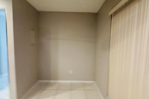 Copropriété à louer à Boca Raton, Floride: 2 chambres, 137.03 m2 № 2346027 - photo 4