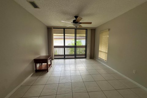 Copropriété à louer à Boca Raton, Floride: 2 chambres, 137.03 m2 № 2346027 - photo 6