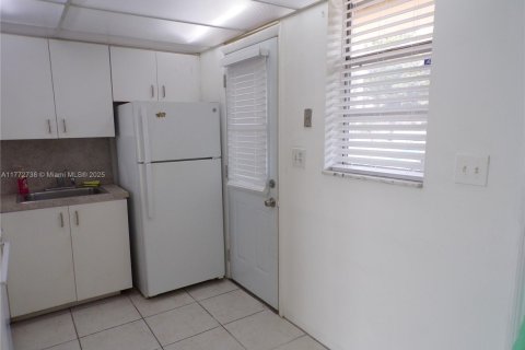 Condominio en venta en Aventura, Florida, 1 dormitorio, 71.35 m2 № 1692222 - foto 17