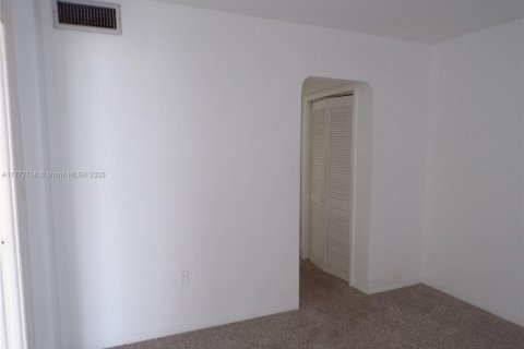 Condominio en venta en Aventura, Florida, 1 dormitorio, 71.35 m2 № 1692222 - foto 28