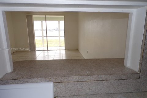 Condominio en venta en Aventura, Florida, 1 dormitorio, 71.35 m2 № 1692222 - foto 20