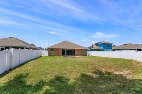 Villa ou maison à vendre à Winter Haven, Floride: 3 chambres, 173.36 m2 № 1735020 - photo 25