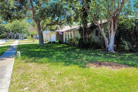Villa ou maison à vendre à Clearwater, Floride: 4 chambres, 176.89 m2 № 2150170 - photo 5