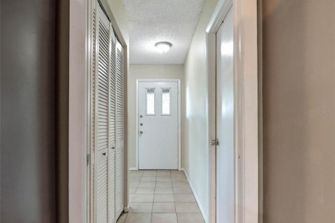 Villa ou maison à vendre à Clearwater, Floride: 4 chambres, 176.89 m2 № 2150170 - photo 13