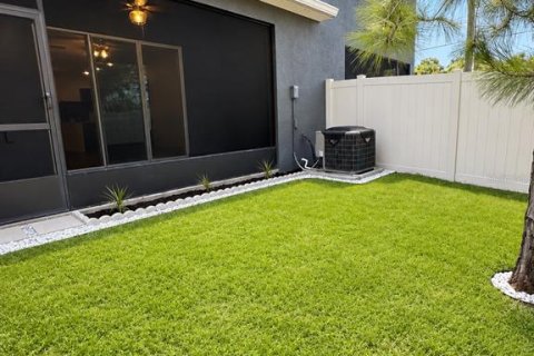 Adosado en alquiler en Brandon, Florida, 3 dormitorios, 158.58 m2 № 2167753 - foto 17