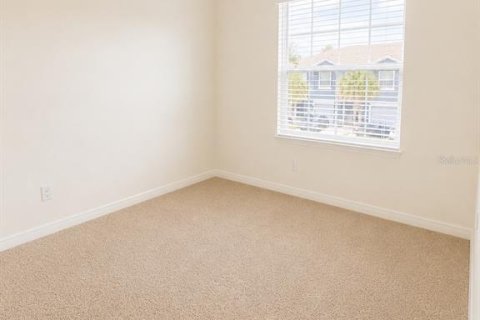 Adosado en alquiler en Brandon, Florida, 3 dormitorios, 158.58 m2 № 2167753 - foto 11