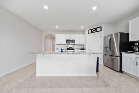 Casa en venta en Kissimmee, Florida, 4 dormitorios, 171.5 m2 № 2107773 - foto 6