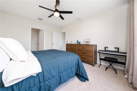 Casa en venta en Kissimmee, Florida, 4 dormitorios, 171.5 m2 № 2107773 - foto 11