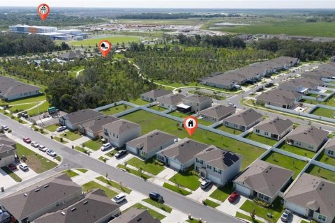 Casa en venta en Kissimmee, Florida, 4 dormitorios, 171.5 m2 № 2107773 - foto 26
