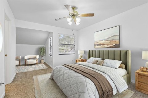 Townhouse in Gainesville, Florida 2 bedrooms, 106 sq.m. № 2402771 - photo 24