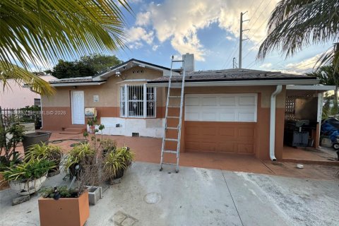 Villa ou maison à Miami, Floride 3 chambres, 96.62 m2 № 2003344