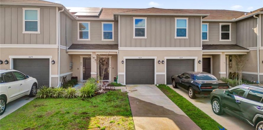 Townhouse in Davenport, Florida 3 bedrooms, 134.34 sq.m. № 1521856
