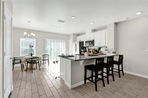 Touwnhouse à vendre à Davenport, Floride: 3 chambres, 134.34 m2 № 1521856 - photo 7