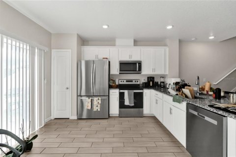 Touwnhouse à vendre à Davenport, Floride: 3 chambres, 134.34 m2 № 1521856 - photo 8