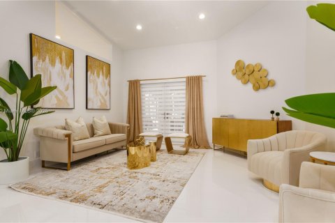 Купить виллу или дом в Плантация, Флорида 7 спален, 319.77м2, № 1951376 - фото 8