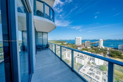 Condo in Miami, Florida, 2 bedrooms  № 1867562 - photo 6