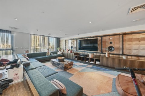 Condo in Miami, Florida, 2 bedrooms  № 1867562 - photo 19