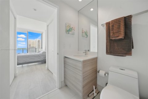 Condo in Miami, Florida, 2 bedrooms  № 1867562 - photo 10