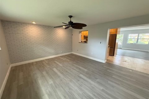 Casa en venta en Dunedin, Florida, 3 dormitorios, 104.42 m2 № 2396651 - foto 8