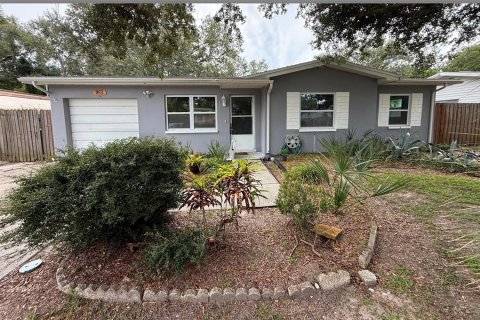 Casa en Dunedin, Florida 3 dormitorios, 104.42 m2 № 2396651
