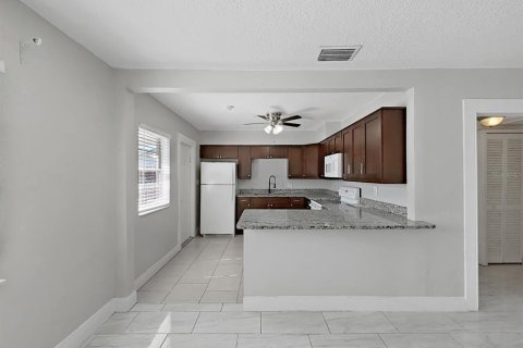 Купить виллу или дом в Тампа, Флорида 3 комнаты, 133.22м2, № 2431141 - фото 19