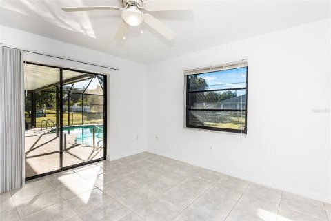 Villa ou maison à louer à Port Charlotte, Floride: 3 chambres, 157.47 m2 № 2230353 - photo 18