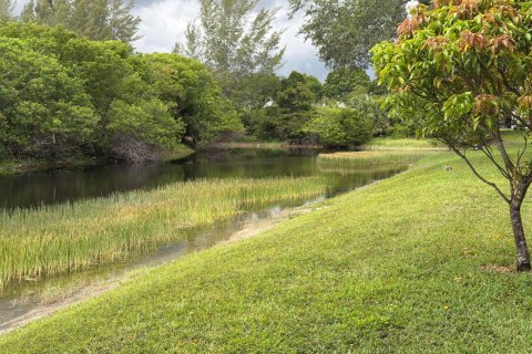 Condo in West Palm Beach, Florida, 2 bedrooms № 2245795 - photo 15