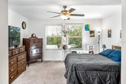 Touwnhouse à vendre à Tampa, Floride: 2 chambres, 161 m2 № 2236589 - photo 11