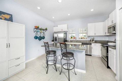 Touwnhouse à vendre à Tampa, Floride: 2 chambres, 161 m2 № 2236589 - photo 5
