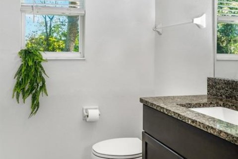 Touwnhouse à vendre à Tampa, Floride: 2 chambres, 161 m2 № 2236589 - photo 8