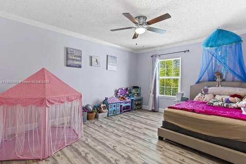 House in Lake Worth, Florida 6 bedrooms, 292.18 sq.m. № 1953646 - photo 19