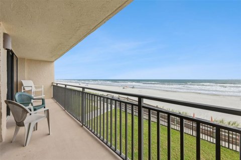 Copropriété à vendre à New Smyrna Beach, Floride: 3 chambres, 134.62 m2 № 2387695 - photo 2