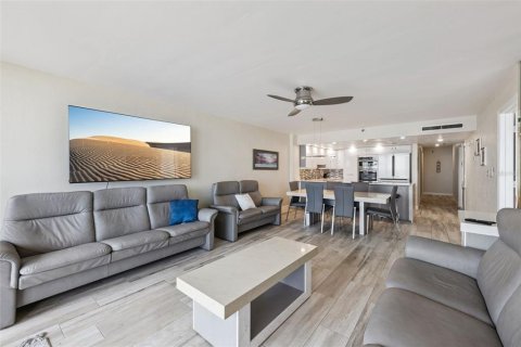 Copropriété à vendre à New Smyrna Beach, Floride: 3 chambres, 134.62 m2 № 2387695 - photo 9