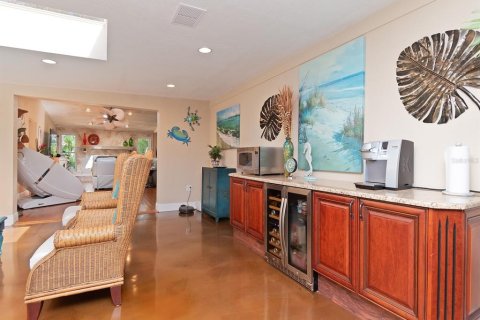 House in New Port Richey, Florida 4 bedrooms, 446.4 sq.m. № 1801705 - photo 21