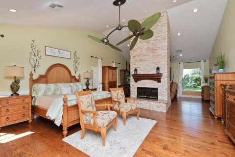 House in New Port Richey, Florida 4 bedrooms, 446.4 sq.m. № 1801705 - photo 26