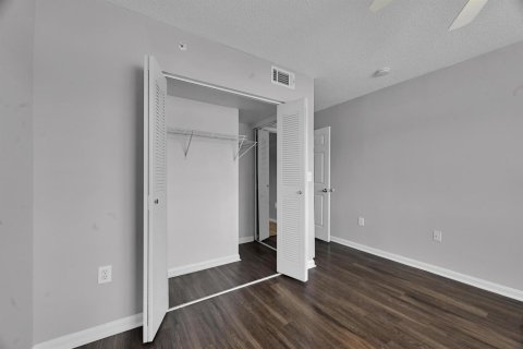Condo in Jensen Beach, Florida, 3 bedrooms № 2350791 - photo 25