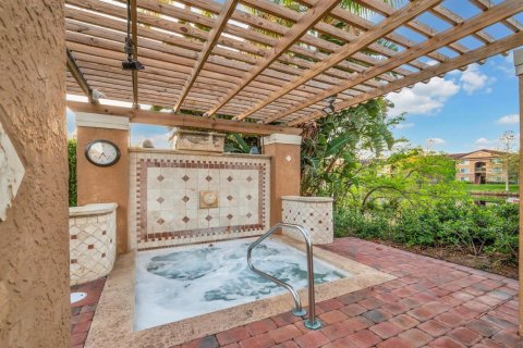 Condo in Jensen Beach, Florida, 3 bedrooms № 2350791 - photo 2