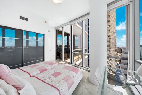 Copropriété à vendre à Sunny Isles Beach, Floride: 3 chambres, 181.72 m2 № 2185915 - photo 21